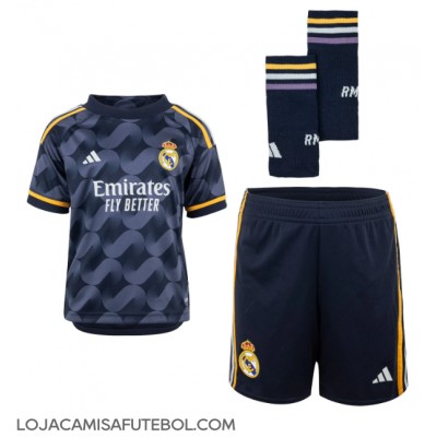 Camisa de Futebol Real Madrid Federico Valverde #15 Equipamento Secundário Infantil 2023-24 Manga Curta (+ Calças curtas)